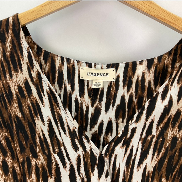 L'AGENCE Kyla Silk Leopard Print Faux Wrap Blouse Sz XS - Picture 10 of 11